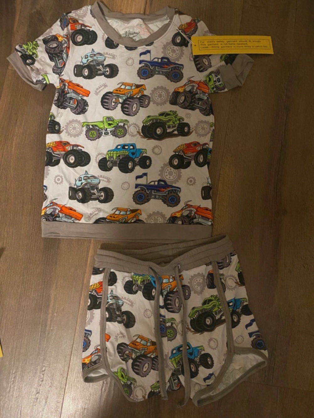 Bamboo daywear short set NWT 6/7